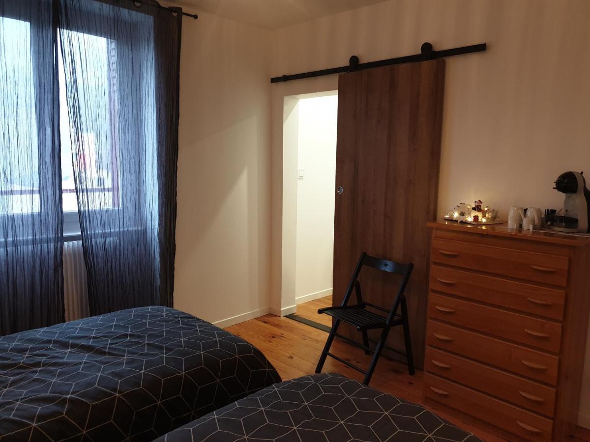 Bed and Breakfast Sas Road Runner Cafe Égliseneuve-dʼEntraigues Esterno foto